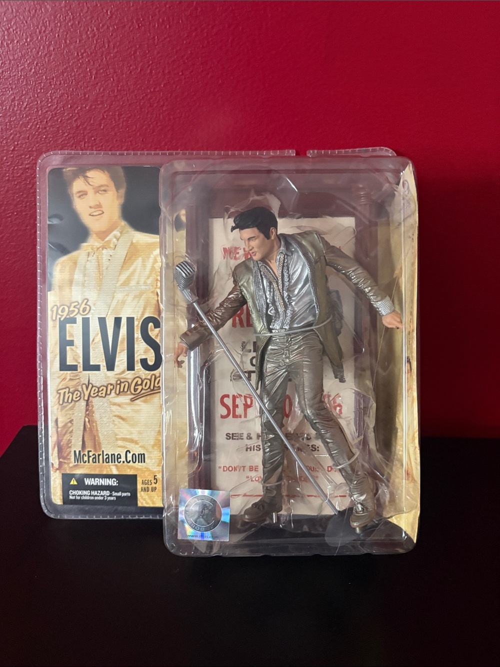 Elvis 1956 'Year in Gold' Collectible